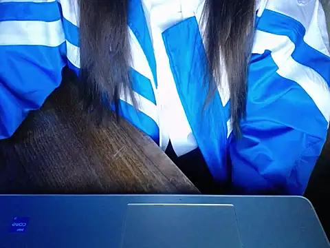 maian love online show from February 10, 7:02 pm