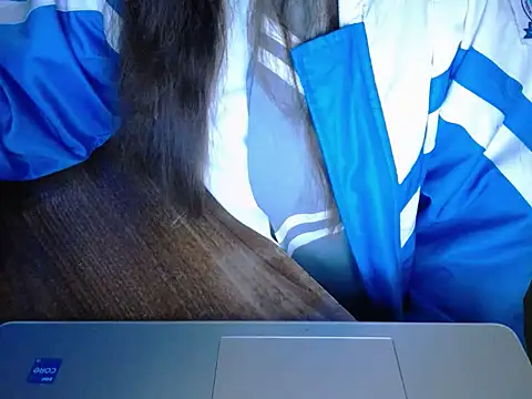 maian love online show from April 22, 7:20 pm