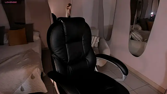 MadisonKane online show from March 19, 11:21 am