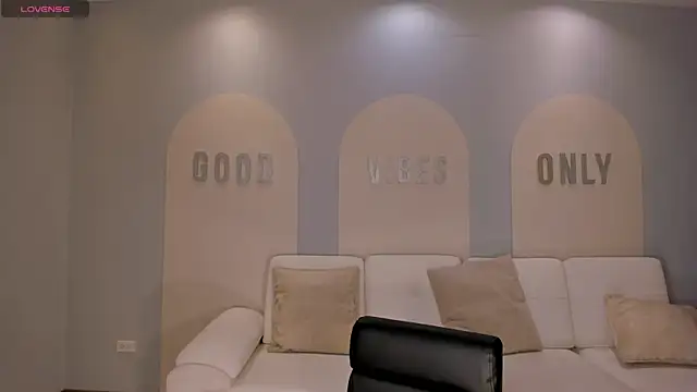 MadisonKane online show from January 18, 11:13 am