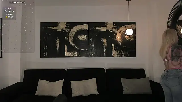 MadisonKane online show from January 12, 11:17 am