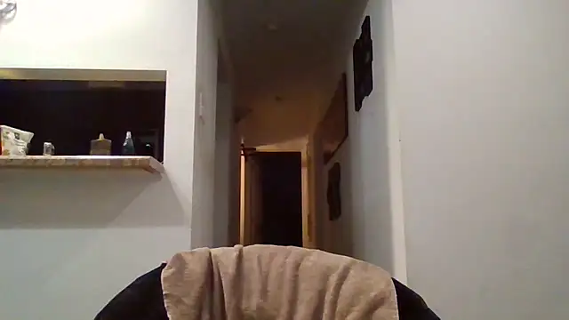 Snapshot of johnnymarino1010 chatting on June 11, 7:33 pm johnnymarino1010 online show from June 11, 7:33 pm