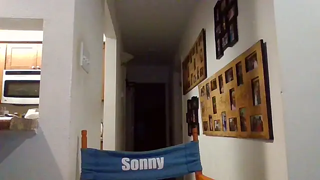 johnnymarino1010 online show from December 14, 7:52 pm
