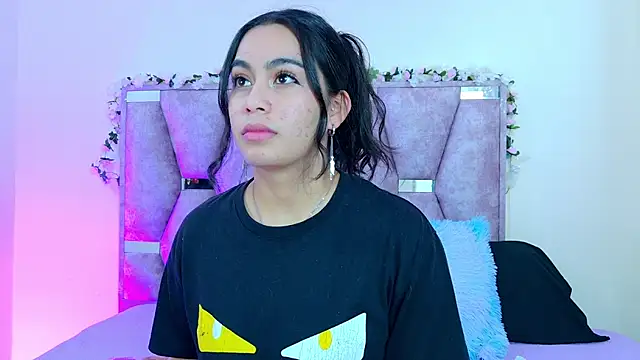 iris and damian online show from April 12, 5:16 pm