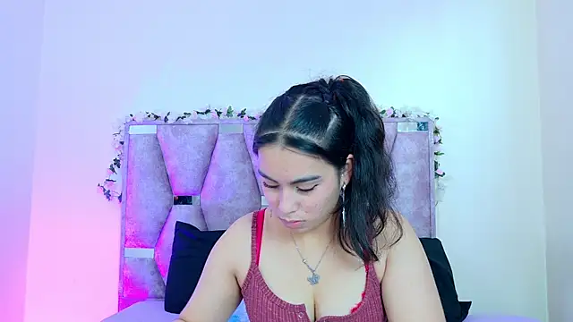 iris and damian online show from April 10, 4:58 pm