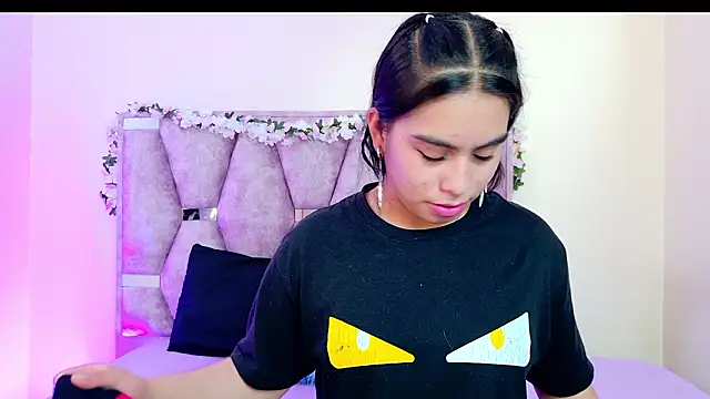 iris and damian online show from March 11, 5:18 pm