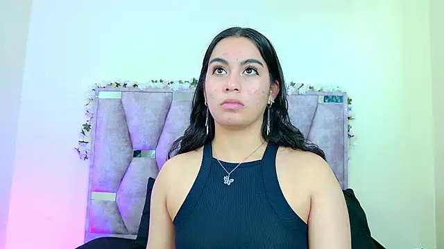 iris and damian online show from March 22, 5:25 pm