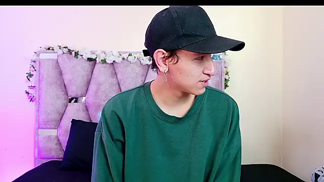 iris and damian online show from March 7, 5:18 pm