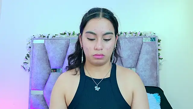 iris and damian online show from March 29, 5:14 pm