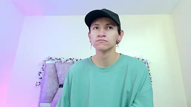 iris and damian online show from March 14, 5:19 pm