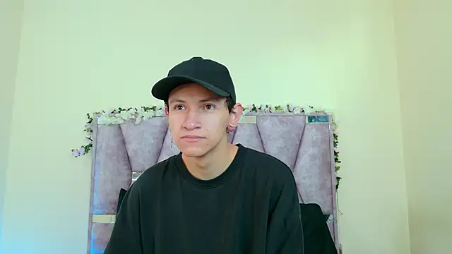 iris and damian online show from February 9, 5:22 pm