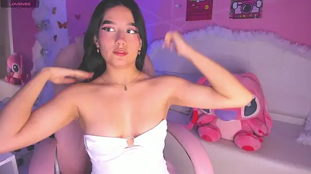 isabella castillo  online show from January 14, 9:18 pm