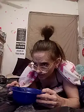 snowbird1117 online show from January 17, 12:42 pm