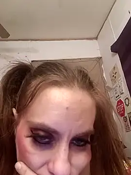 snowbird1117 online show from February 6, 3:46 am