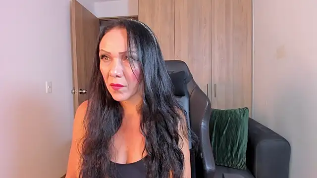 Cleoember  online show from April 12, 4:49 am