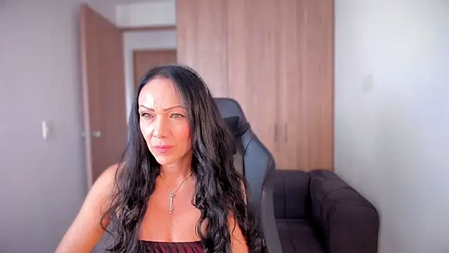 Cleoember  online show from March 9, 2:09 pm