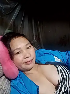 ava-dellght online show from January 8, 1:06 pm