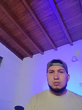 GideonCartie online show from December 4, 9:36 pm