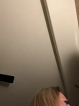 MissyLovelace online show from February 14, 12:27 pm