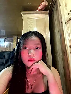 Heni-a online show from December 4, 2:21 am