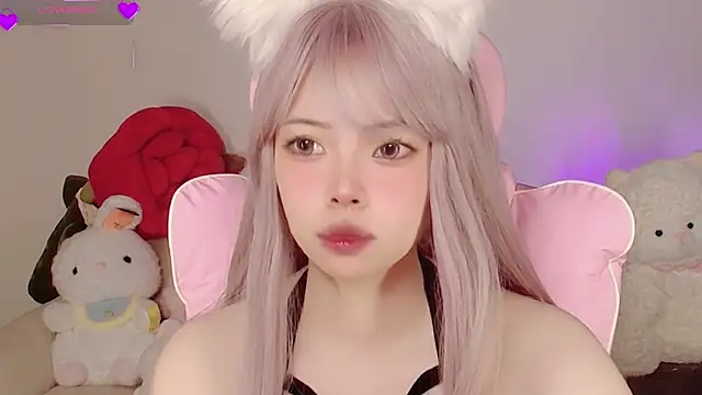 Snapshot of Miyeoonn chatting on May 22, 6:06 pm Miyeoonn online show from May 22, 6:06 pm