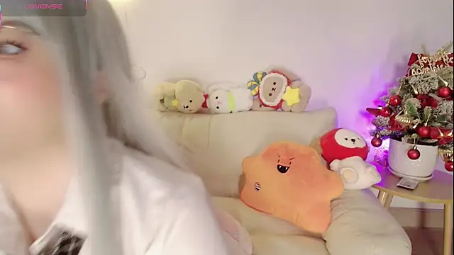 Snapshot of Miyeoonn chatting on December 16, 1:04 pm Miyeoonn online show from December 16, 1:04 pm