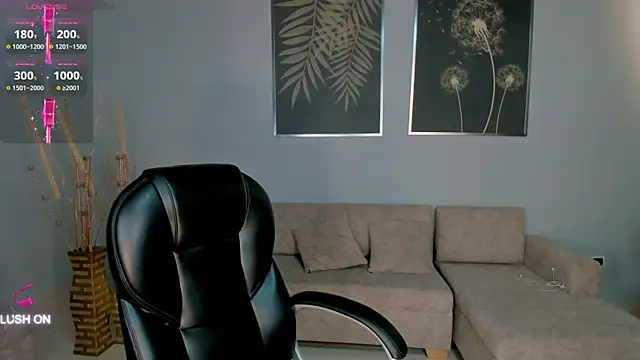 ChloeManson online show from January 26, 12:05 am