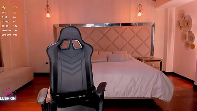 ChloeManson online show from March 12, 9:24 pm