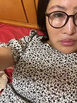 luckybaby666999 online show from June 14, 4:30 pm