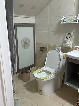 luckybaby666999 online show from April 19, 1:56 pm