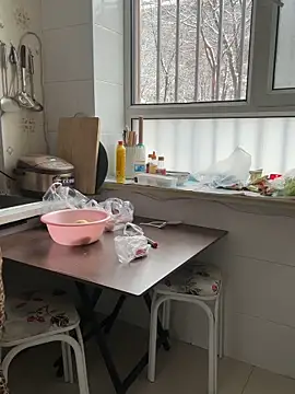 luckybaby666999 online show from April 6, 3:24 am