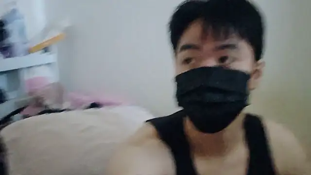 Snapshot of ttkk12132 chatting on April 4, 2:07 am ttkk12132 online show from April 4, 2:07 am