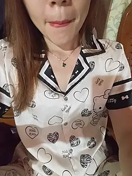 Baby-Linh online show from June 27, 6:52 am