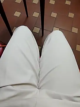 Baby-Linh online show from March 14, 12:44 pm