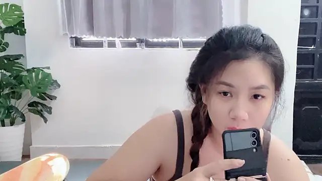 Snapshot of Ni-Ni_2K chatting on March 29, 1:51 am Ni-Ni 2K online show from March 29, 1:51 am