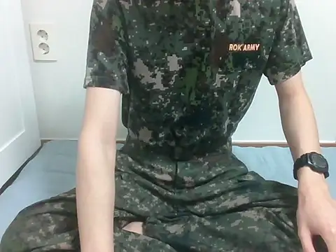 dongjun21 online show from February 24, 8:15 am