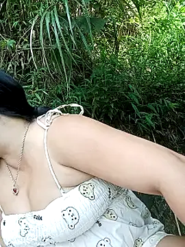 Snapshot of sary-hot2x chatting on June 13, 11:56 pm sary-hot2x online show from June 13, 11:56 pm