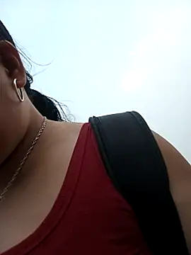 sary-hot2x online show from April 15, 11:05 am