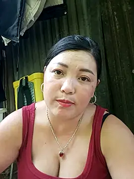 Snapshot of sary-hot2x chatting on June 15, 3:18 am sary-hot2x online show from June 15, 3:18 am