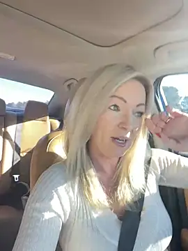 sinfulsara online show from December 16, 6:01 pm