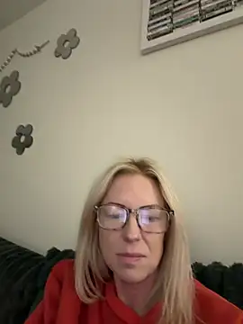 sinfulsara online show from February 28, 12:43 am