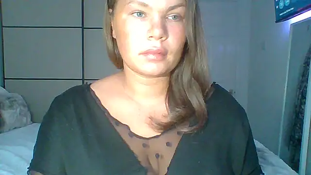 Snapshot of GEMMARMALADE chatting on July 8, 5:41 am GEMMARMALADE online show from July 8, 5:41 am