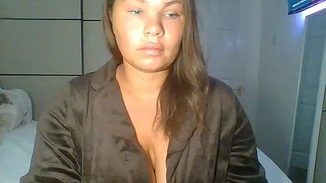 Snapshot of GEMMARMALADE chatting on June 17, 6:24 am GEMMARMALADE online show from June 17, 6:24 am