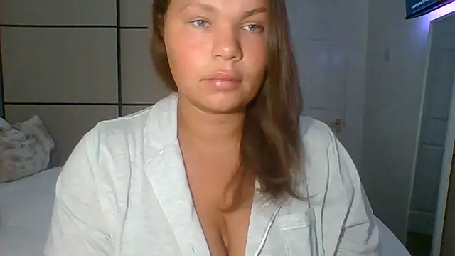 Snapshot of GEMMARMALADE chatting on June 20, 7:35 am GEMMARMALADE online show from June 20, 7:35 am