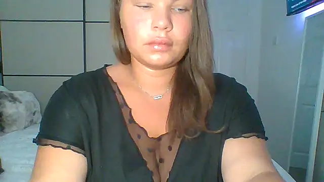 Snapshot of GEMMARMALADE chatting on June 11, 6:43 am GEMMARMALADE online show from June 11, 6:43 am