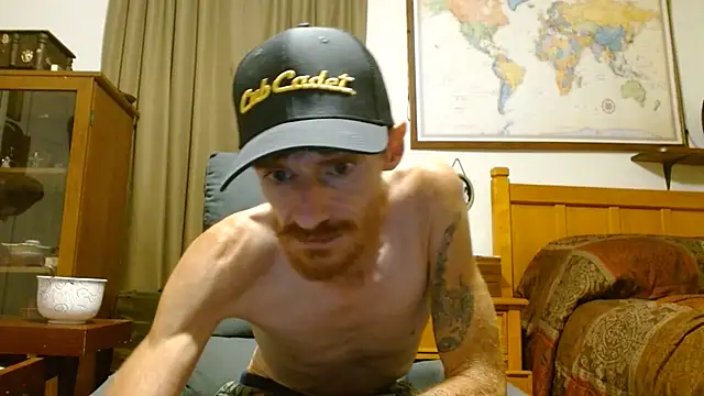 Snapshot of Realmilf chatting on August 4, 5:01 am Realmilf online show from August 4, 5:01 am