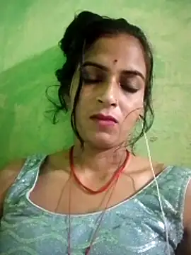 Snapshot of Big_soniya55A chatting on July 2, 12:44 am Big soniya55A online show from July 2, 12:44 am