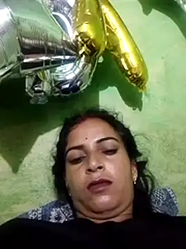 Snapshot of Big_soniya55A chatting on July 10, 1:49 am Big soniya55A online show from July 10, 1:49 am