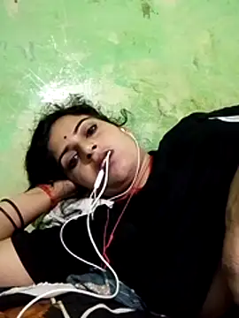 Snapshot of Big_soniya55A chatting on June 27, 1:22 am Big soniya55A online show from June 27, 1:22 am