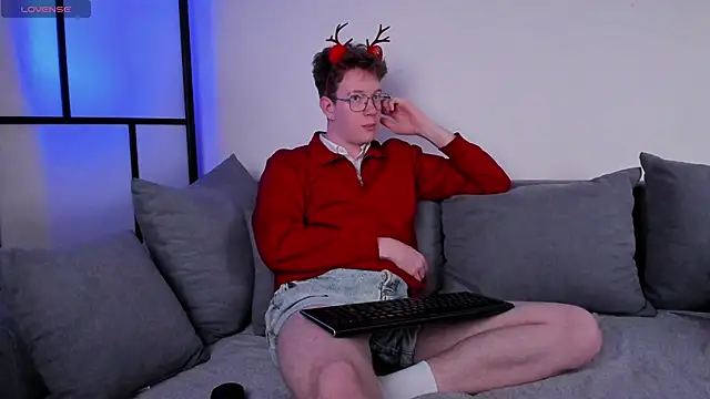 Teddy Parkers online show from December 3, 12:37 pm